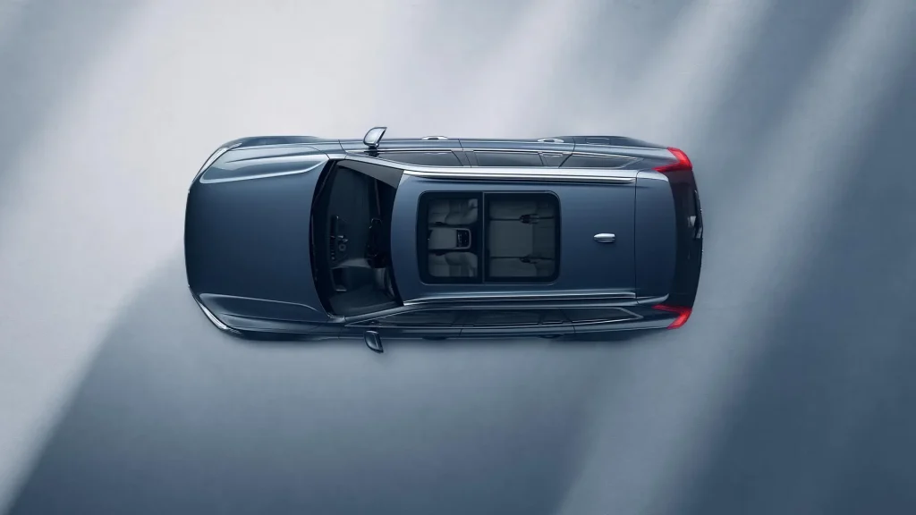 2025 Volvo XC90 - Space and Comfort